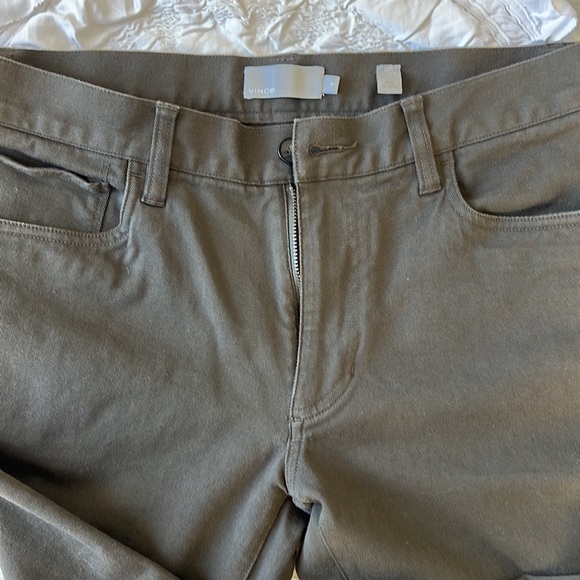 Vince Men’s Dylan Lightweight Pants Army Green: Size 31 - Picture 3 of 4